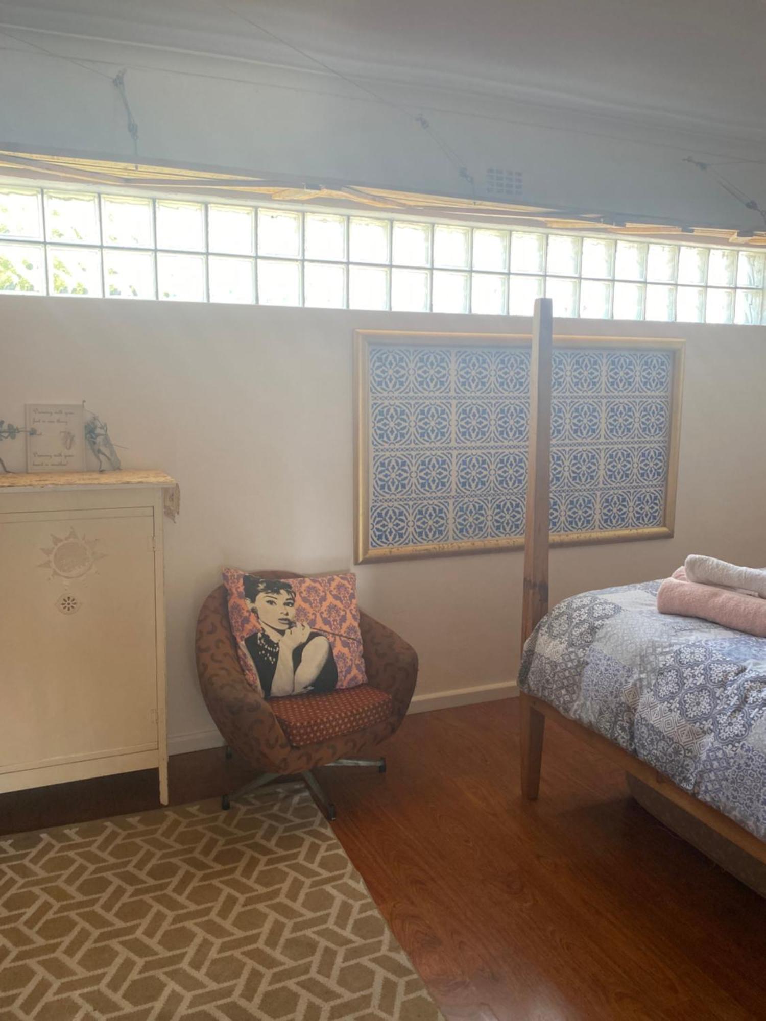 Dancers' Cottages Cape Town Room photo