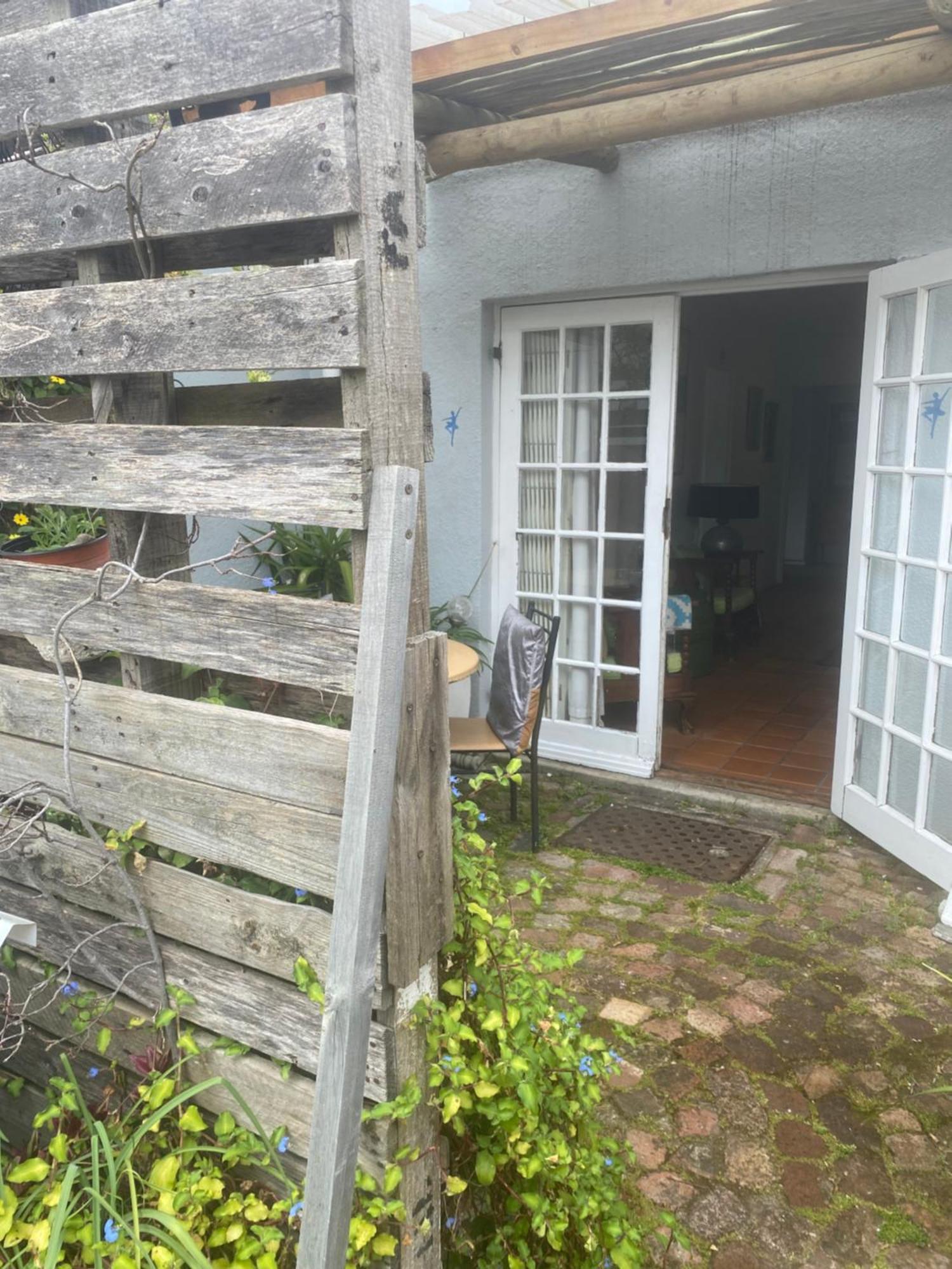 Dancers' Cottages Cape Town Room photo